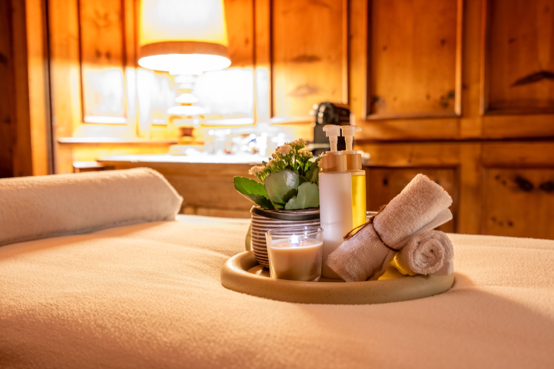 Wellbeing treatment in the estate’s historic wooden room dating from 1900 4